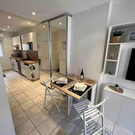 Apartment Climatise En Bord De *